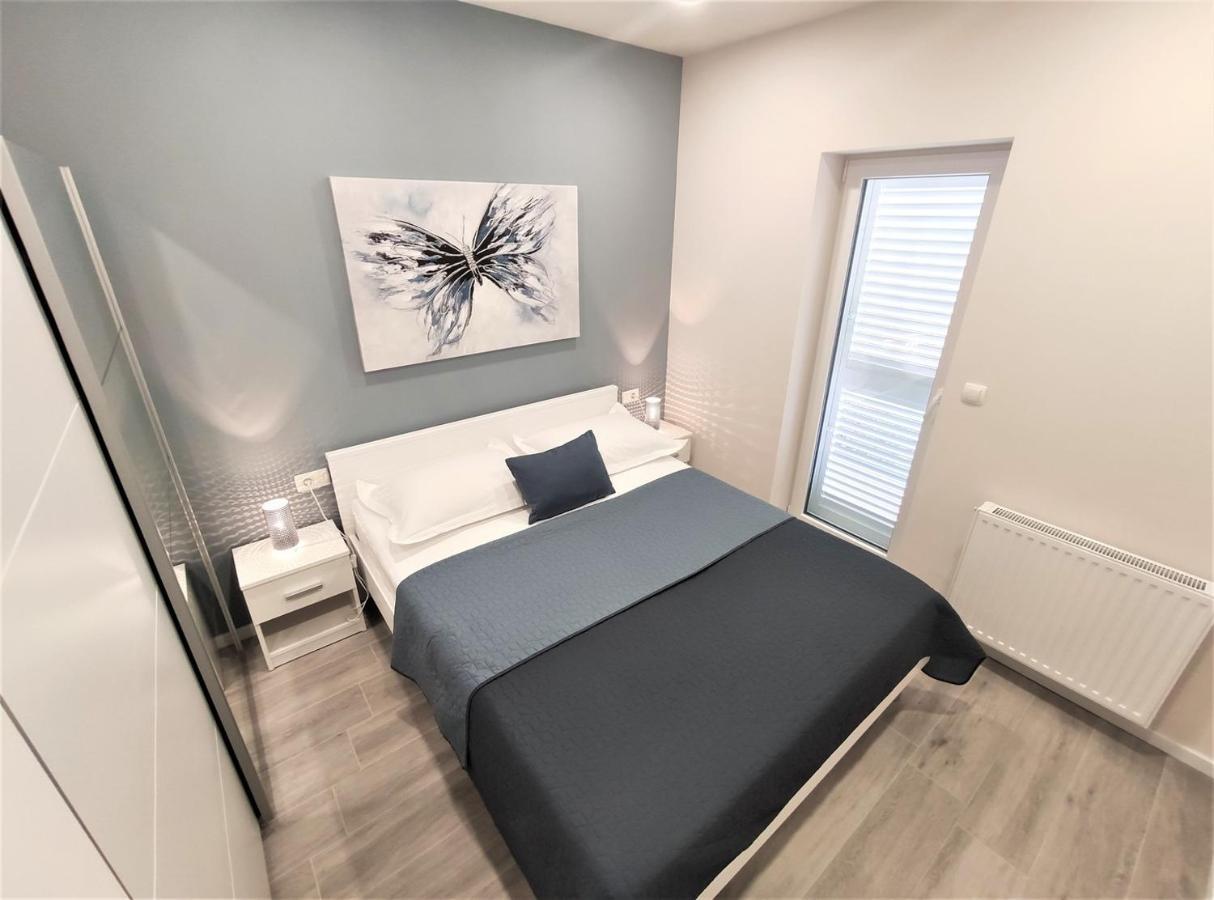 New Apartment Papillon Makarska Exterior foto